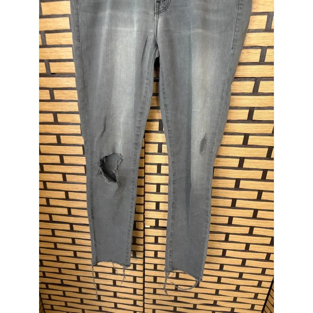 Mother Gray Looker Ankle Fray Jeans 27